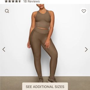 SKIMS performance HIGH-WAISTED 7/8 LEGGING in oxide brown